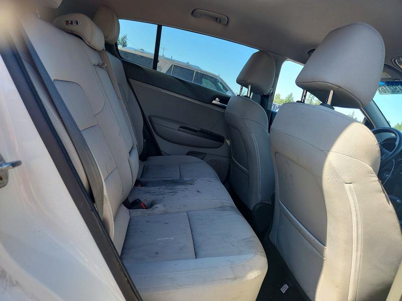 59379216 :رقم المزاد ، KNDPMCAC7H7207775 vin ، 2017 Kia Sportage مزاد بيع
