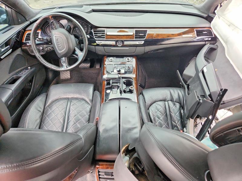 60323836 :رقم المزاد ، WAU43AFD3GN010802 vin ، 2016 Audi A8 مزاد بيع