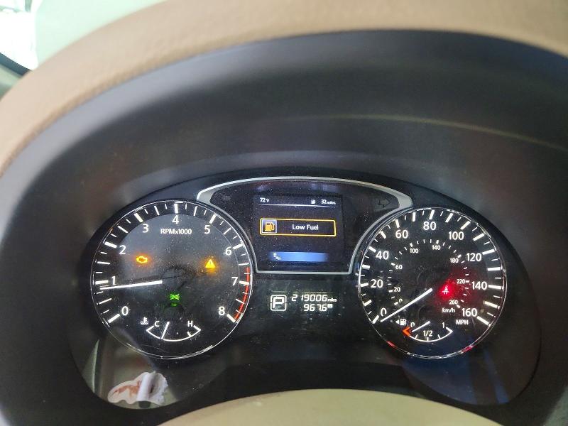 2015 Nissan Altima მანქანა იყიდება აუქციონზე, vin: 1N4AL3AP9FC136150, აუქციონის ნომერი: 59628776