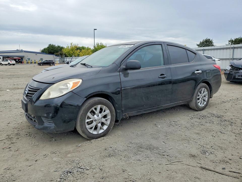60902126 :رقم المزاد ، 3N1CN7AP8EL841564 vin ، 2014 Nissan Versa مزاد بيع