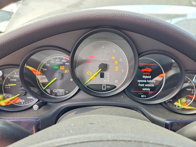 61624736 :رقم المزاد ، WP0AD2A70FL040716 vin ، 2015 Porsche Panamera مزاد بيع