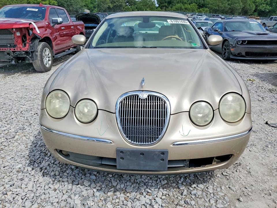 2005 Jaguar S-type მანქანა იყიდება აუქციონზე, vin: SAJWA01T15FN20150, აუქციონის ნომერი: 61001446