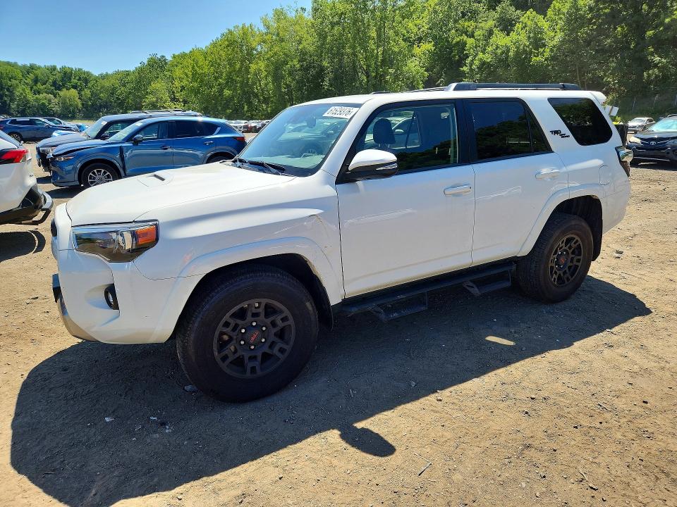 61529376 :رقم المزاد ، JTERU5JR1R6222638 vin ، 2024 Toyota 4runner مزاد بيع