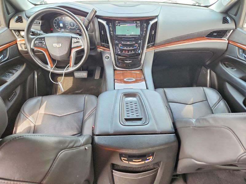 60797996 :رقم المزاد ، 1GYS4CKJ6GR102598 vin ، 2016 Cadillac Escalade مزاد بيع