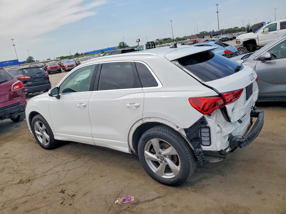 62419766 :رقم المزاد ، WA1AECF34L1068559 vin ، 2020 Audi Q3 مزاد بيع