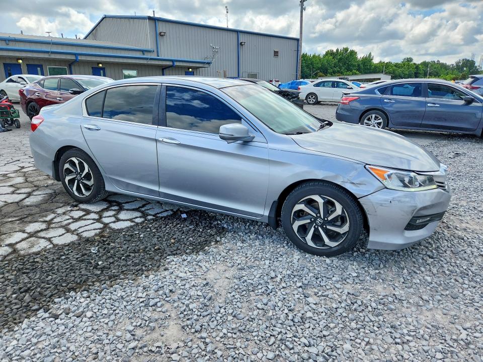 Auction sale of the 2016 Honda Accord, vin: 1HGCR2F85GA164300, lot number: 60547306