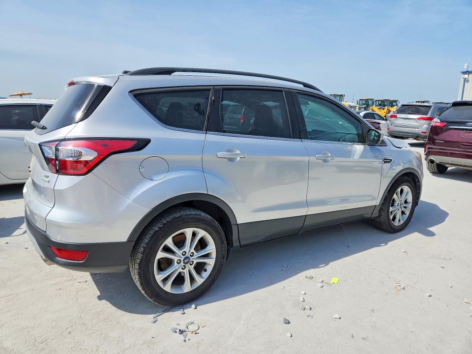 Продаж на аукціоні авто 2018 Ford Escape, vin: 1FMCU0G92JUB49733, номер лоту: 62742456