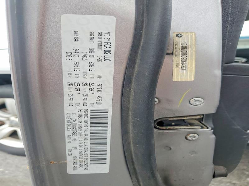 2016 Jeep Compass მანქანა იყიდება აუქციონზე, vin: 1C4NJDBB3GD674803, აუქციონის ნომერი: 60636906