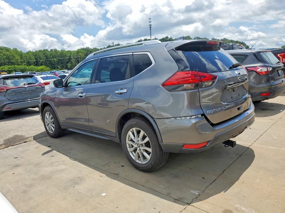 60565966 :رقم المزاد ، KNMAT2MV2HP578195 vin ، 2017 Nissan Rogue مزاد بيع