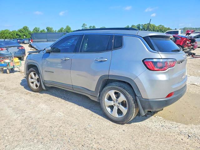 62710166 :رقم المزاد ، 3C4NJCBB8JT293167 vin ، 2018 Jeep Compass مزاد بيع