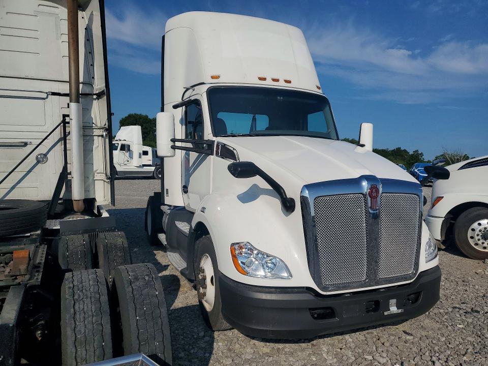 Продаж на аукціоні авто 2019 Kenworth T680, vin: 1XKYA48XXKJ297319, номер лоту: 61972196