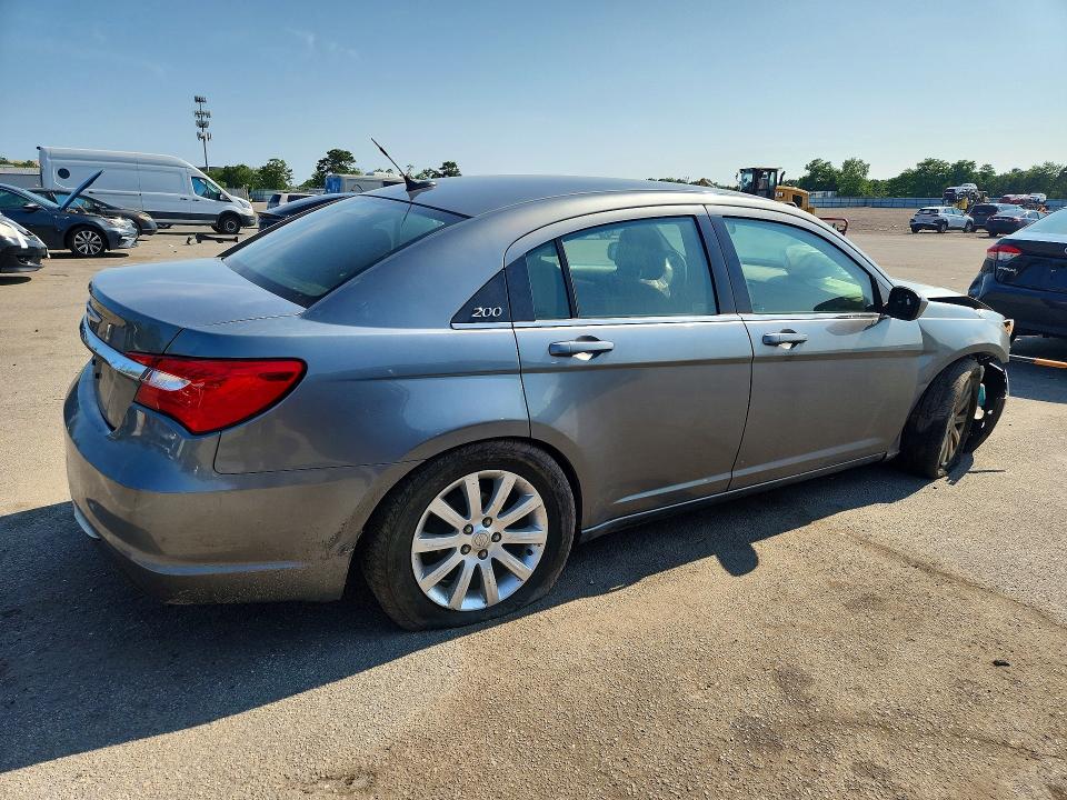 2013 Chrysler 200 მანქანა იყიდება აუქციონზე, vin: 1C3CCBBG4DN533900, აუქციონის ნომერი: 60835706