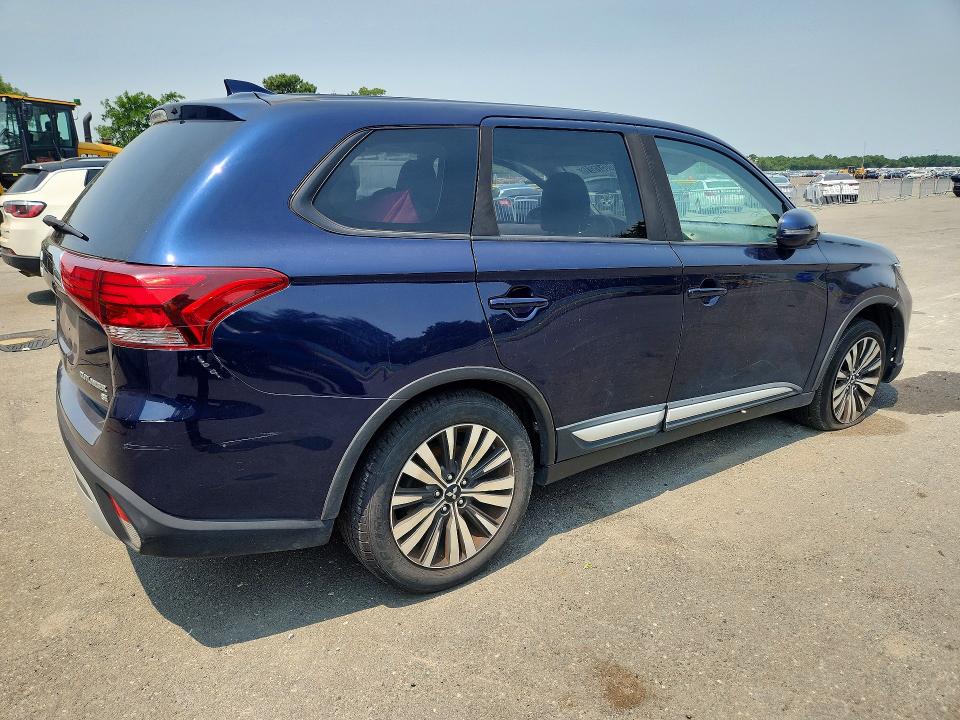 60575216 :رقم المزاد ، JA4AD3A31KZ026330 vin ، 2019 Mitsubishi Outlander مزاد بيع