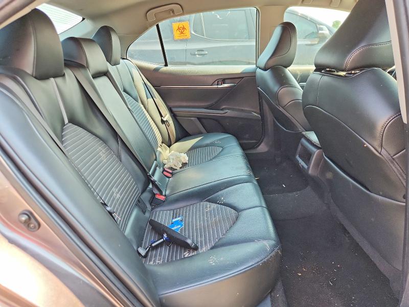62897046 :رقم المزاد ، 4T1G11AK7NU663238 vin ، 2022 Toyota Camry مزاد بيع