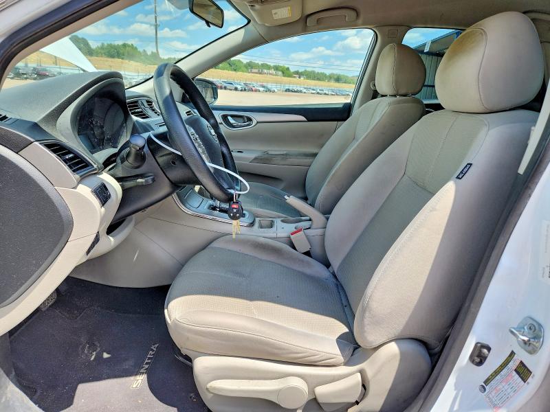 2015 Nissan Sentra მანქანა იყიდება აუქციონზე, vin: 3N1AB7AP3FY228871, აუქციონის ნომერი: 61754416
