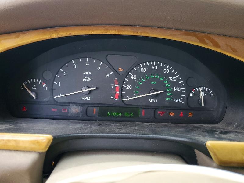 2000 Jaguar S-type მანქანა იყიდება აუქციონზე, vin: SAJDA01D9YGL62283, აუქციონის ნომერი: 61146026