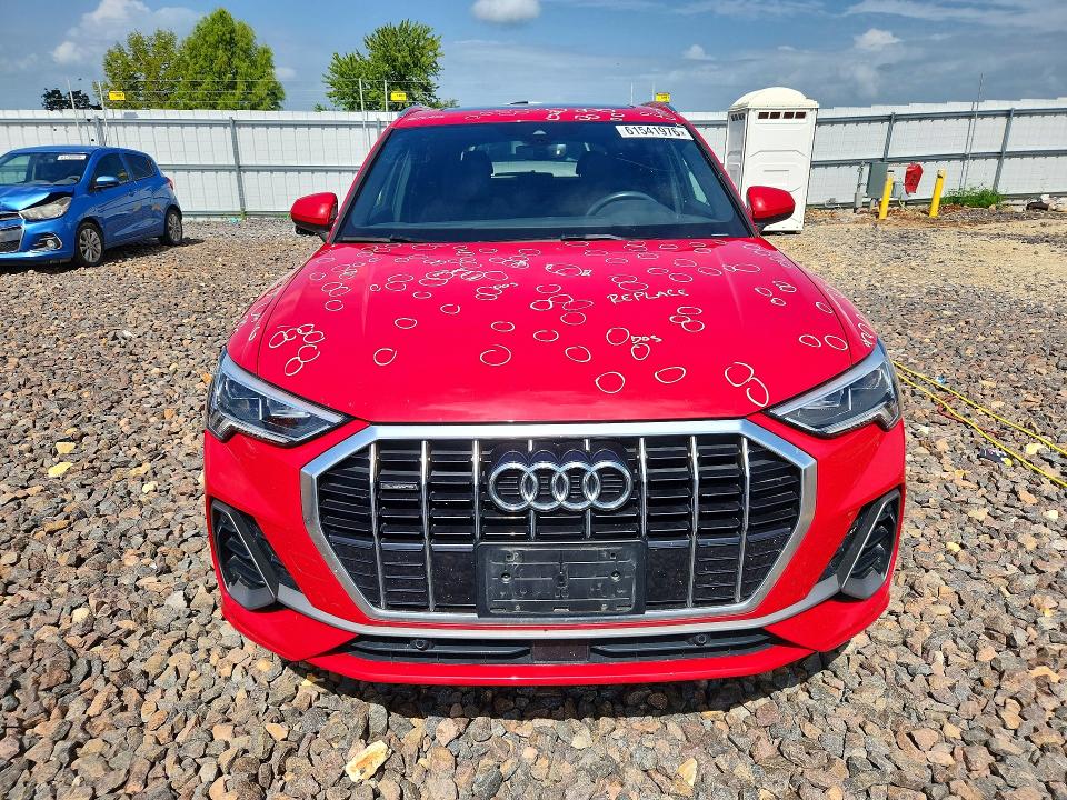 Продажа на аукционе авто 2020 Audi Q3, vin: WA1EECF36L1038903, номер лота: 61541976