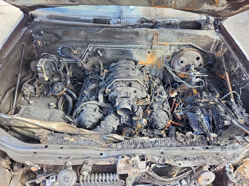 2005 Toyota Sequoia მანქანა იყიდება აუქციონზე, vin: 5TDBT44A85S236846, აუქციონის ნომერი: 61607866