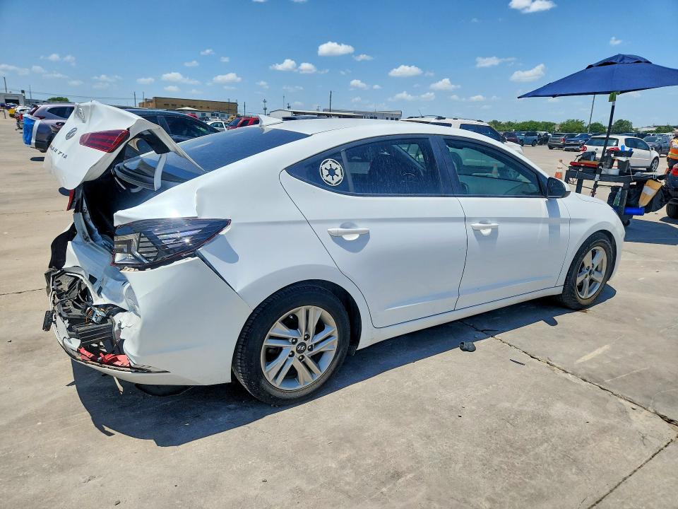 60064296 :رقم المزاد ، 5NPD84LF5LH584095 vin ، 2020 Hyundai Elantra مزاد بيع