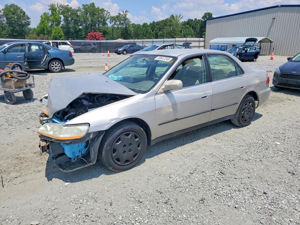 Продаж на аукціоні авто 1998 Honda Accord, vin: 1HGCG5649WA111327, номер лоту: 59647246