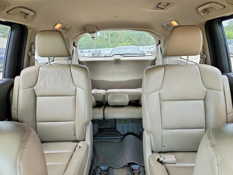 62660076 :رقم المزاد ، 5FNRL5H68BB041274 vin ، 2011 Honda Odyssey مزاد بيع