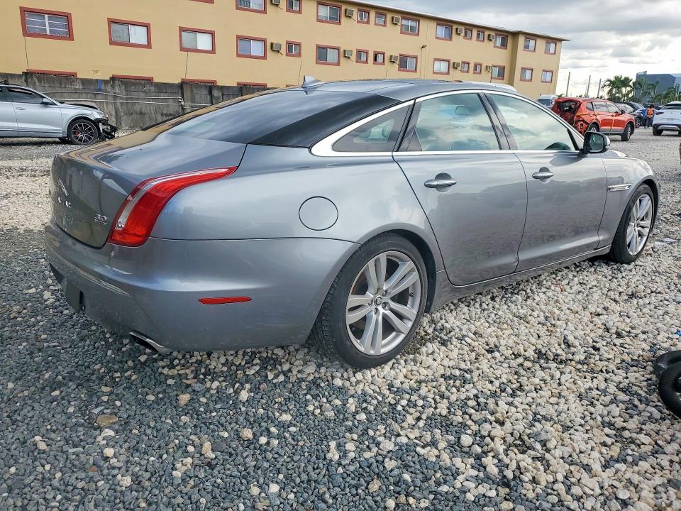Продажа на аукционе авто 2013 Jaguar Xj, vin: SAJWJ1CD4D8V46305, номер лота: 63106556