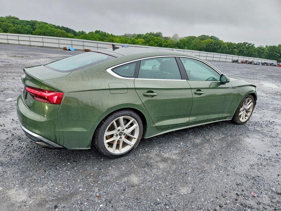 2024 Audi A5 მანქანა იყიდება აუქციონზე, vin: WAUFACF56RA019958, აუქციონის ნომერი: 60926966