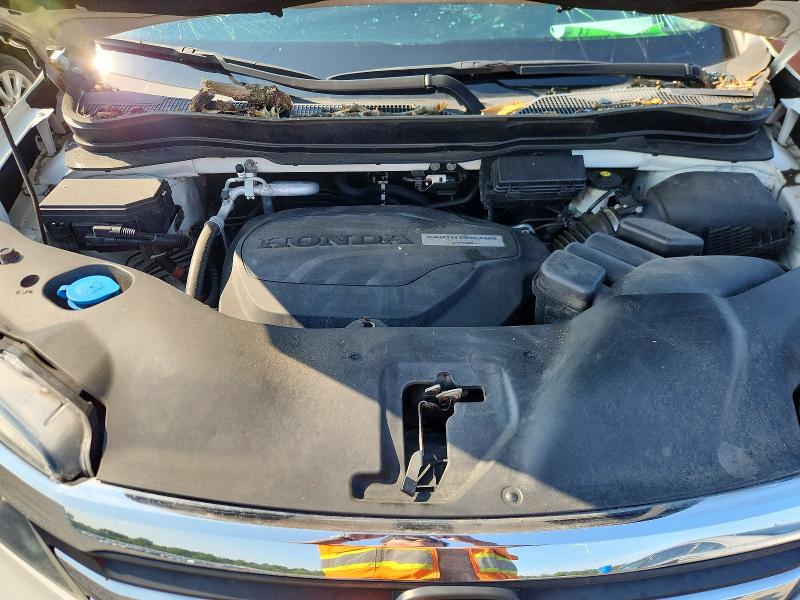 60419746 :رقم المزاد ، 5FNYF6H56JB008899 vin ، 2018 Honda Pilot مزاد بيع