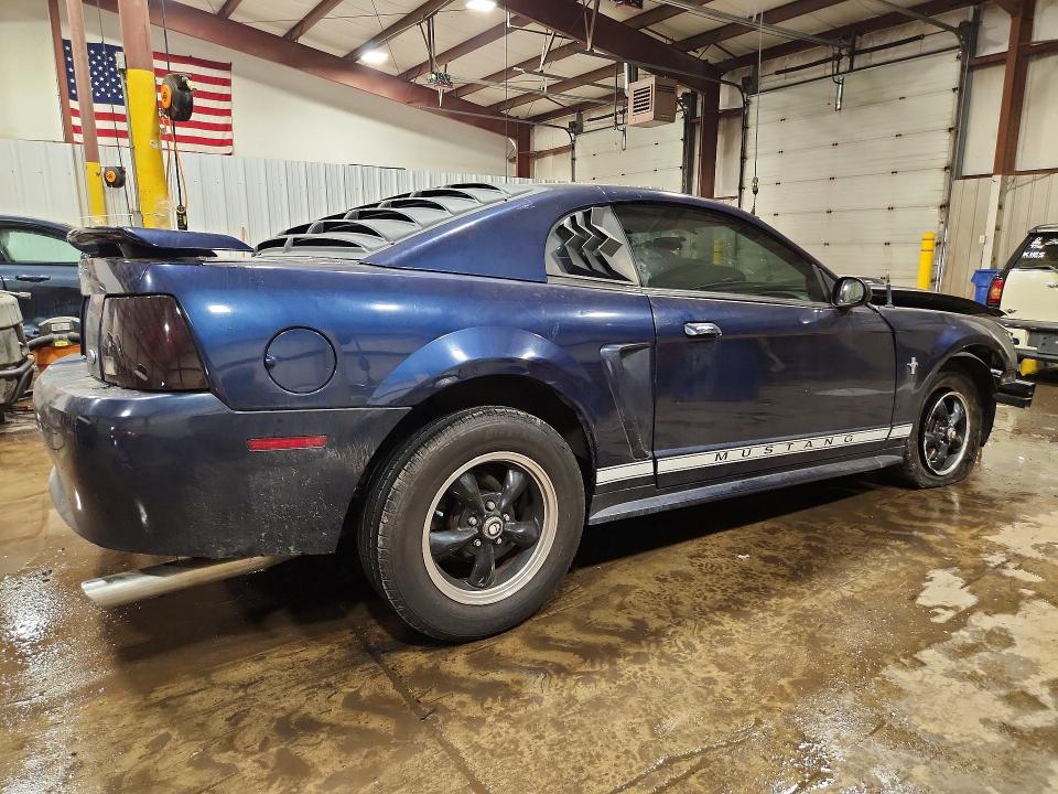 58761146 :رقم المزاد ، 1FAFP40462F159174 vin ، 2002 Ford Mustang مزاد بيع