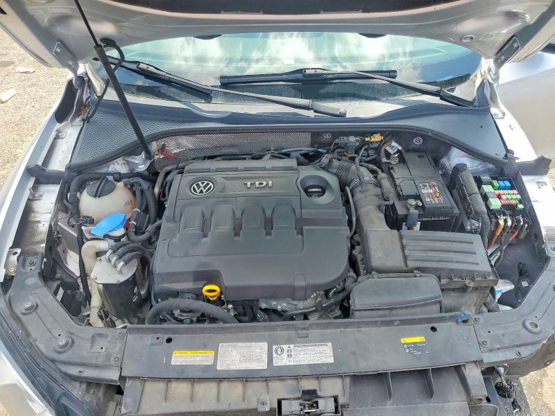 2015 Volkswagen Passat მანქანა იყიდება აუქციონზე, vin: 1VWCV7A3XFC019725, აუქციონის ნომერი: 57309266
