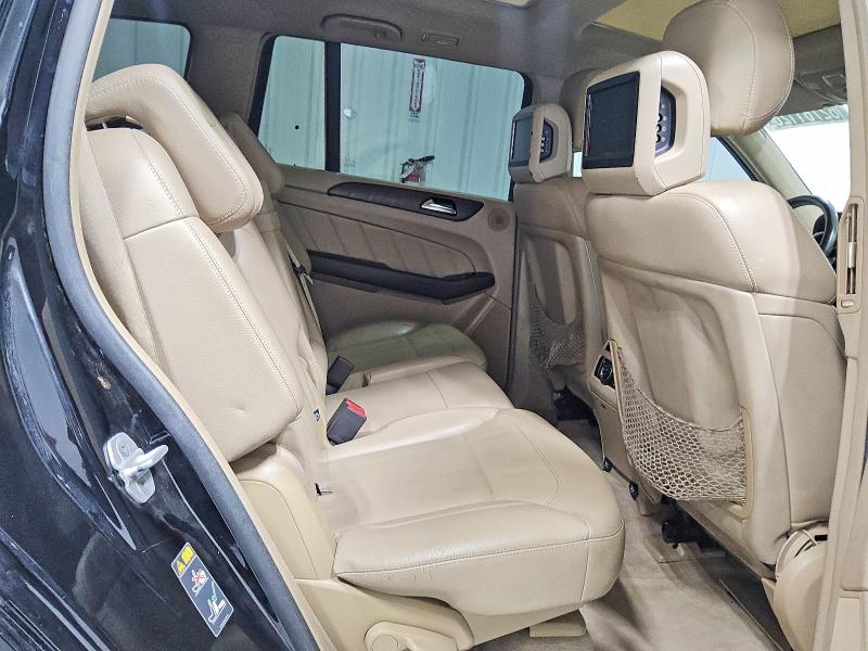 67221176 :رقم المزاد ، 4JGDF6EE7FA503823 vin ، 2015 Mercedes-benz Gl مزاد بيع