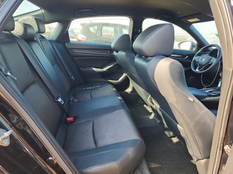 Продаж на аукціоні авто 2018 Honda Accord, vin: 1HGCV1F3XJA032277, номер лоту: 62223996