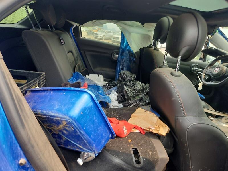 61658416 :رقم المزاد ، ZFBNFYC10LP850975 vin ، 2020 Fiat 500x مزاد بيع