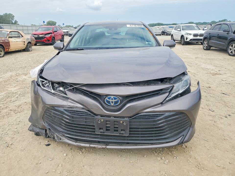 61167896 :رقم المزاد ، 4T1L31AK3LU523970 vin ، 2020 Toyota Camry مزاد بيع