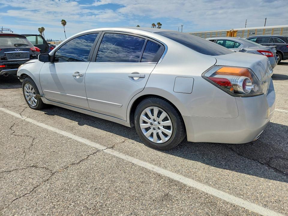 2010 Nissan Altima მანქანა იყიდება აუქციონზე, vin: 1N4AL2AP9AN531369, აუქციონის ნომერი: 61418236