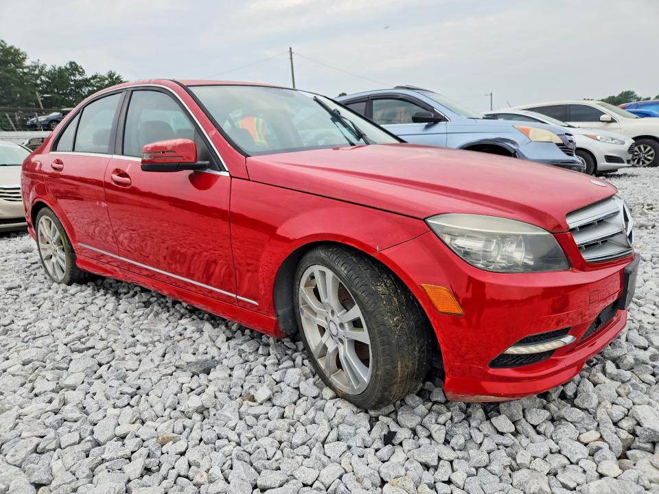 2011 Mercedes-benz C მანქანა იყიდება აუქციონზე, vin: WDDGF5EB2BF647056, აუქციონის ნომერი: 62800426