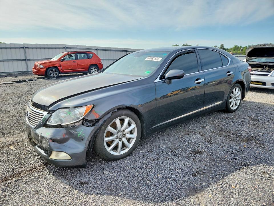 60643176 :رقم المزاد ، JTHBL46F075035555 vin ، 2007 Lexus Ls مزاد بيع