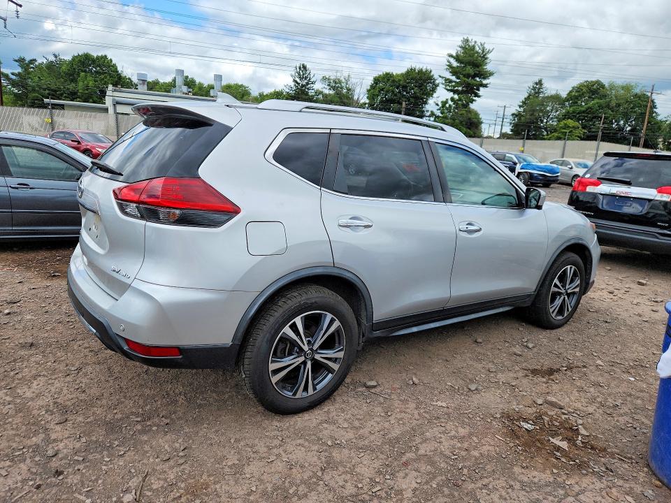 2019 Nissan Rogue მანქანა იყიდება აუქციონზე, vin: JN8AT2MV3KW401558, აუქციონის ნომერი: 62402456