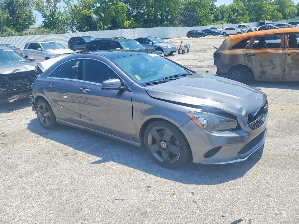 60874796 :رقم المزاد ، WDDSJ4GB2JN635235 vin ، 2018 Mercedes-benz Cla مزاد بيع