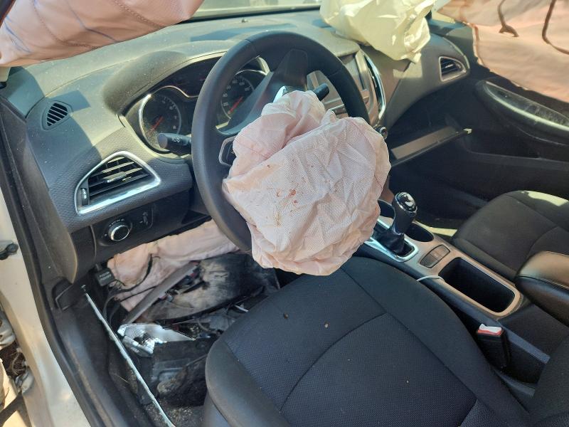 Продаж на аукціоні авто 2018 Chevrolet Cruze, vin: 1G1BE5SM0J7112399, номер лоту: 60584226