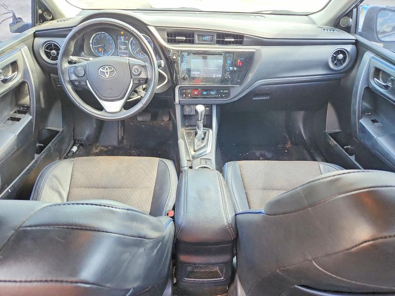 62025256 :رقم المزاد ، 2T1BURHE0JC004977 vin ، 2018 Toyota Corolla مزاد بيع