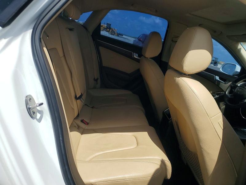 60751606 :رقم المزاد ، WAUAFAFL5EN019113 vin ، 2014 Audi A4 مزاد بيع