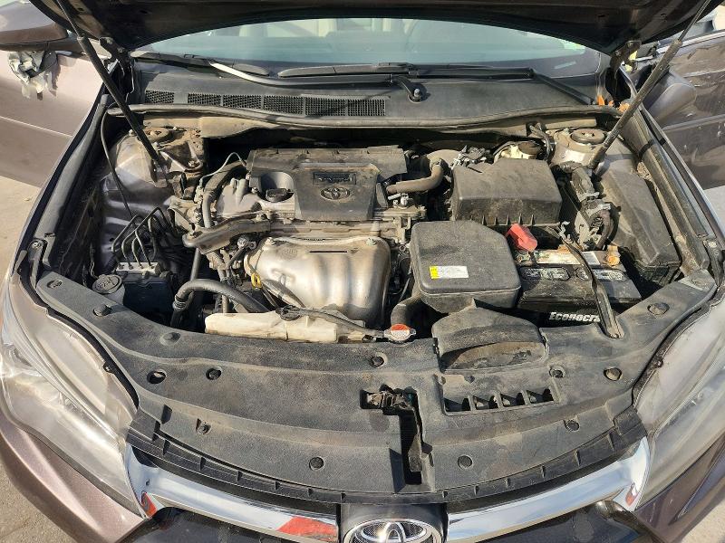 61369696 :رقم المزاد ، 4T1BF1FKXGU124457 vin ، 2016 Toyota Camry مزاد بيع