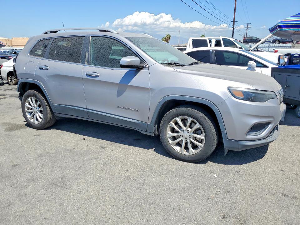 60987326 :رقم المزاد ، 1C4PJLCB8KD284709 vin ، 2019 Jeep Cherokee مزاد بيع