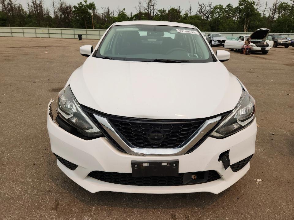 60700236 :رقم المزاد ، 3N1AB7AP2KY402780 vin ، 2019 Nissan Sentra مزاد بيع