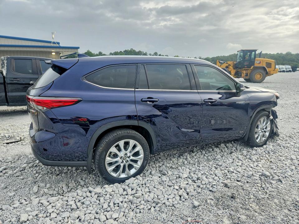 Продажа на аукционе авто 2021 Toyota Highlander, vin: 5TDDBRCH0MS528075, номер лота: 62017706