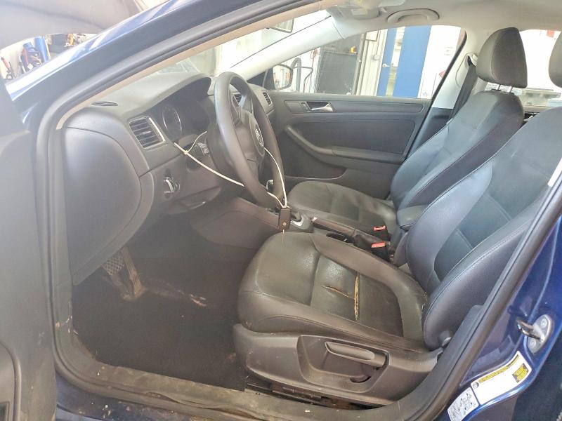 62347486 :رقم المزاد ، 3VWDP7AJ2CM318908 vin ، 2012 Volkswagen Jetta مزاد بيع