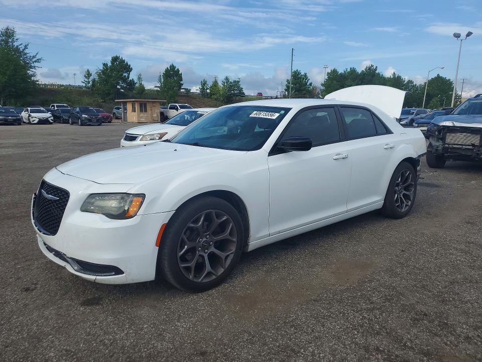 60615556 :رقم المزاد ، 2C3CCAAG3JH279063 vin ، 2018 Chrysler 300 مزاد بيع