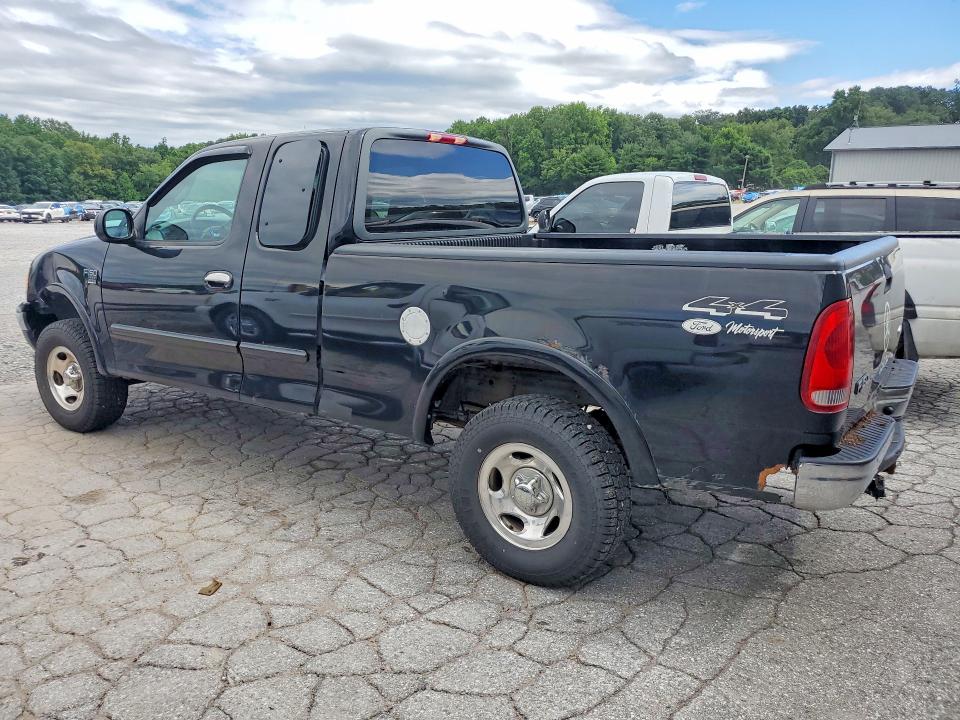 62138306 :رقم المزاد ، 2FTRX18L1YCB02676 vin ، 2000 Ford F150 مزاد بيع