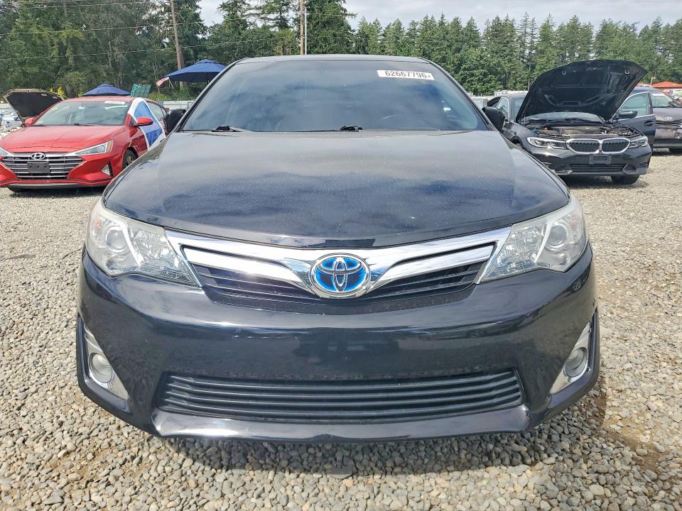 2014 Toyota Camry Hybrid მანქანა იყიდება აუქციონზე, vin: 4T1BD1FK3EU124481, აუქციონის ნომერი: 62667796